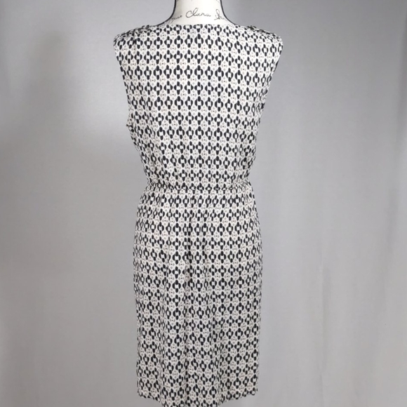 Merona - Picture 3 of 7